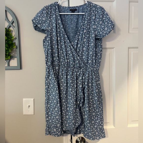 J. Crew Mercantile Chambray Ruffle Dress - Picture 1 of 3